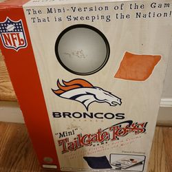 Broncos Mini Tailgate Toss Game 