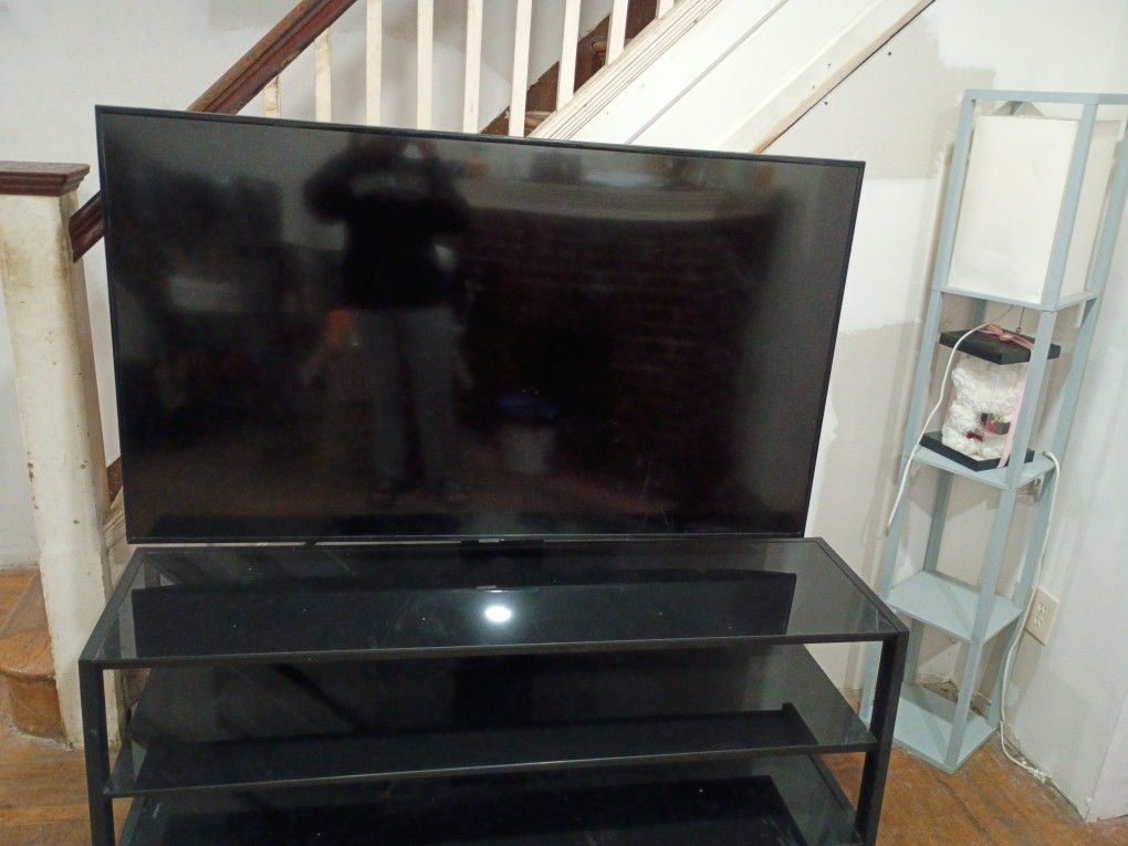 65 Inch Samsung Smart TV With Table Stand 