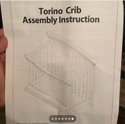 Convertible infant crib