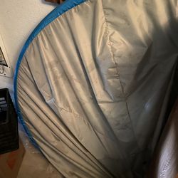 Treepod hanging canopy tent layhouse lounger 6” outdoor . Zipper needs to be reattached $400 retail