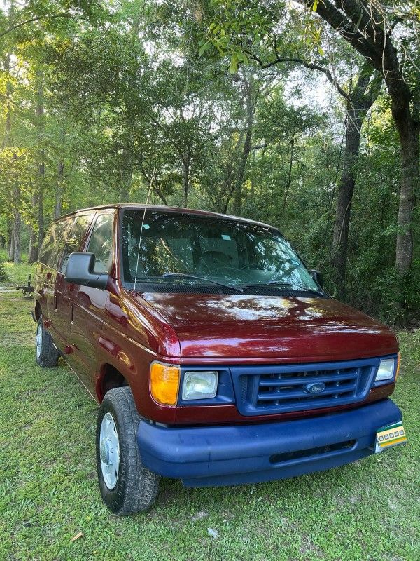 2003 Ford Econoline