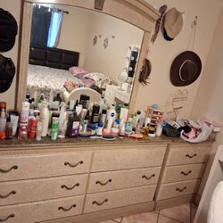 Cajonera,  Espejo, 2 Buros  (4 Piezas)