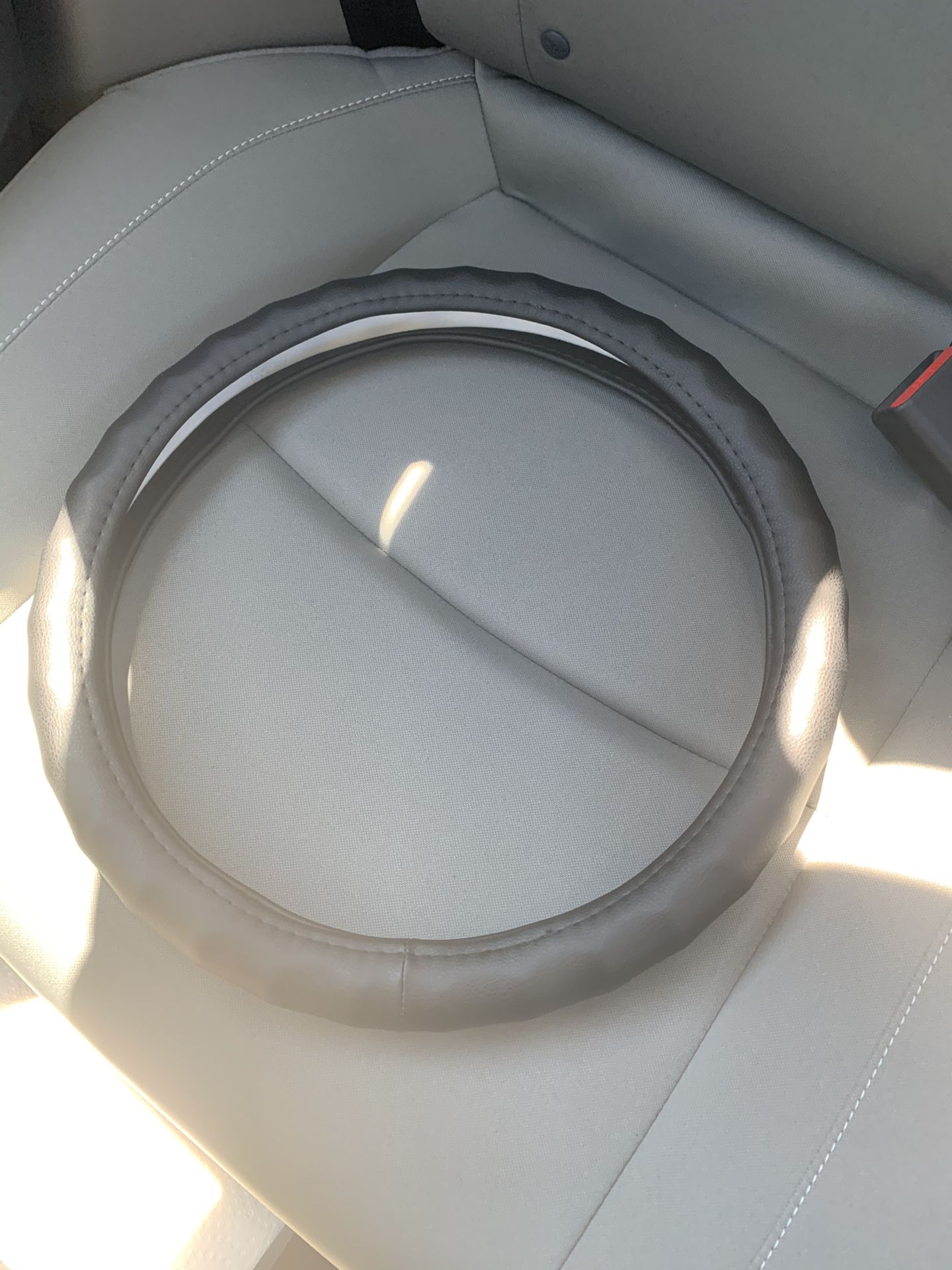 Steering Wheel Cover - Genuine Leather (taken out of box)