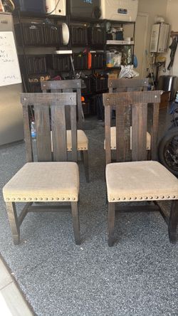 Dining table chairs