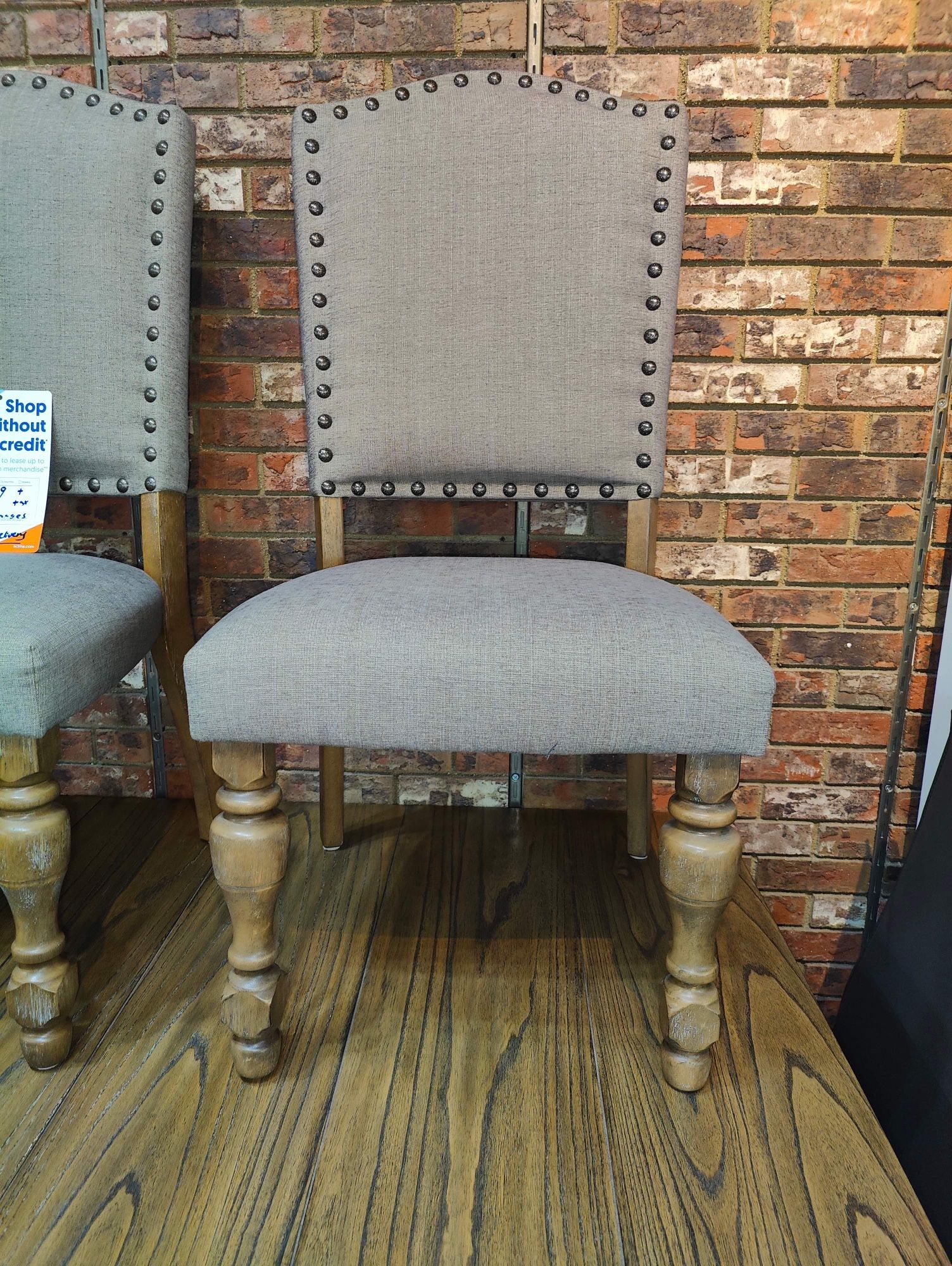 Ashley Johnelle dining table w/ leaf and 6 chairs set ( FREE DELIVERY