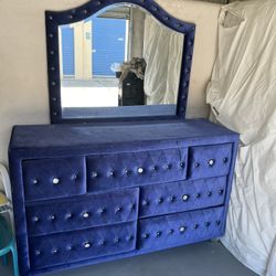 Nice blue dresser with mirror