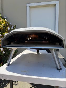 Ooni Karu 12 Pizza Oven