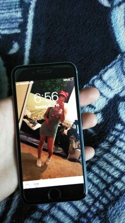 iPhone 6s great condition no scratches metro pcs can be unlocked