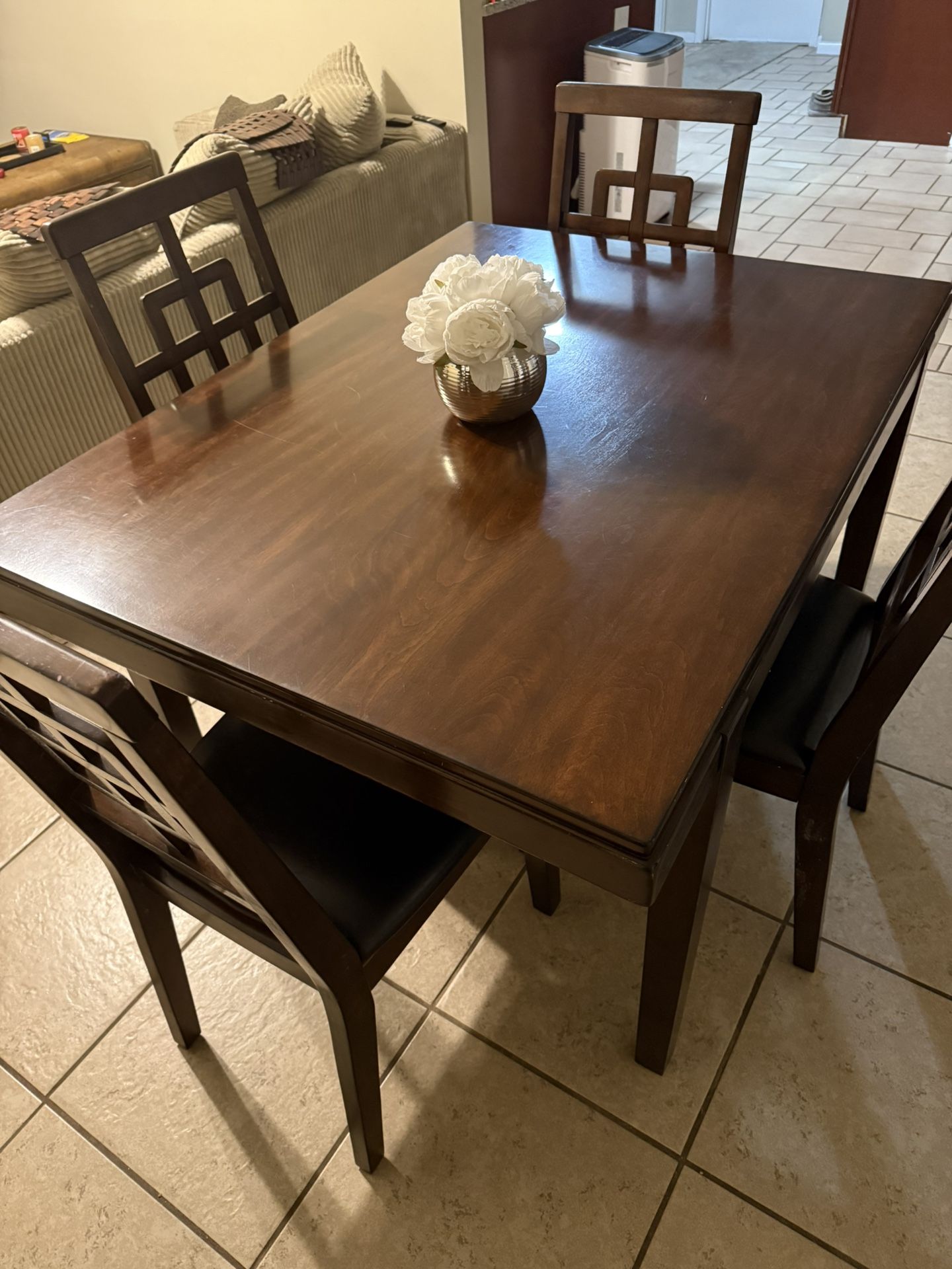 Dining Table With 4 Chairs