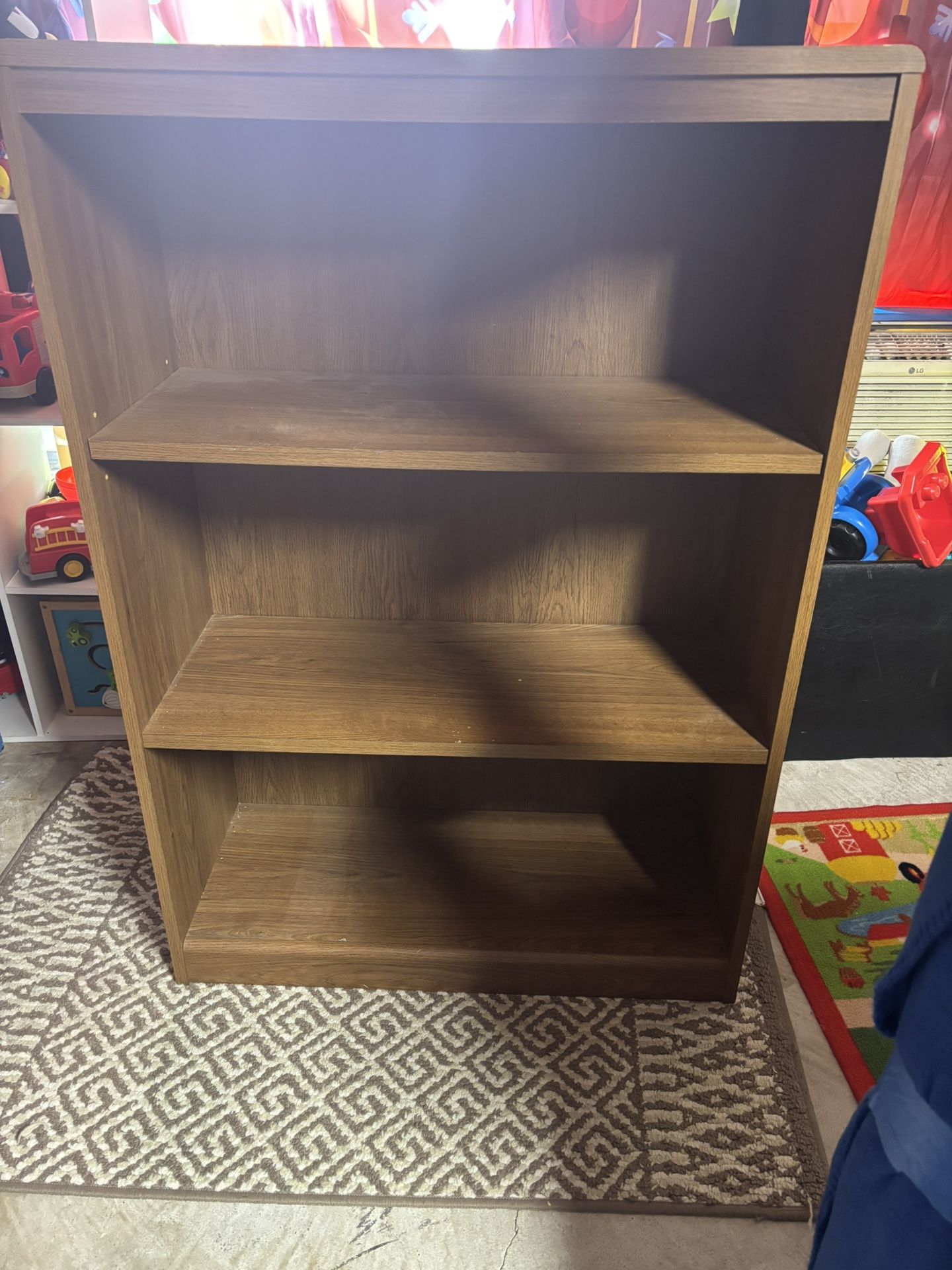Bookshelve