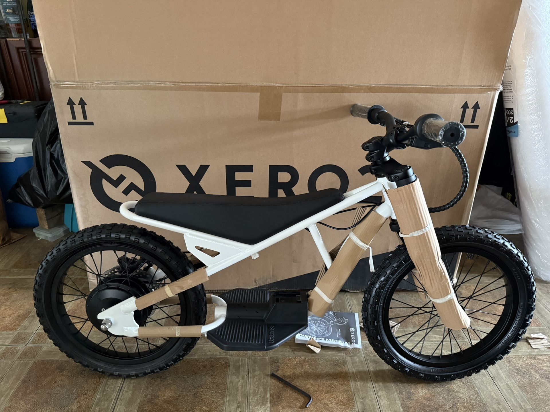 Xero2 Flea Electric Balance Bike New