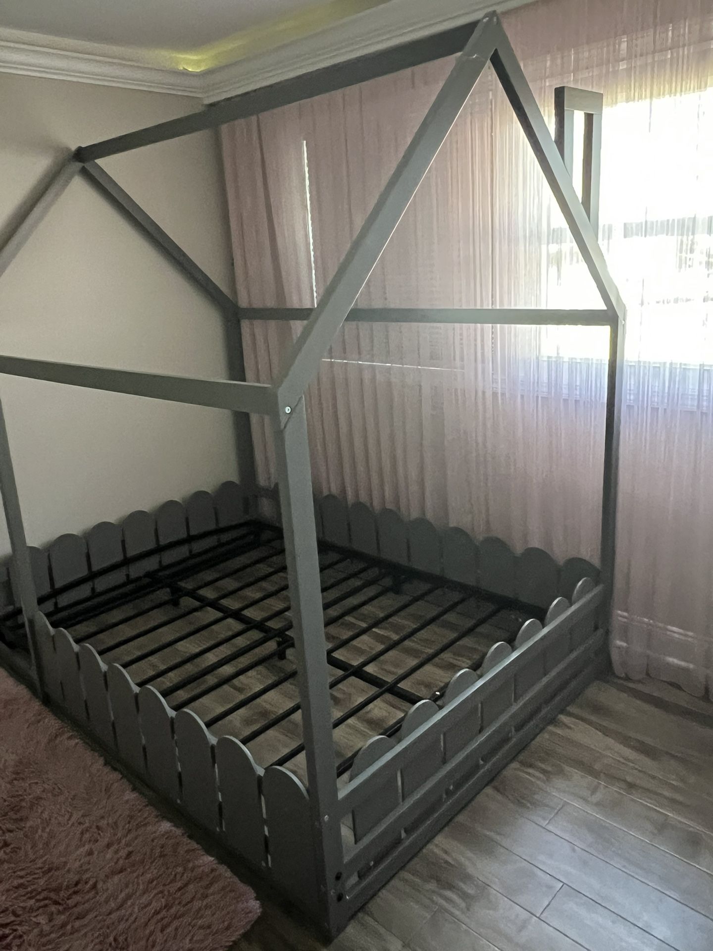 Full size bed frame for kid
