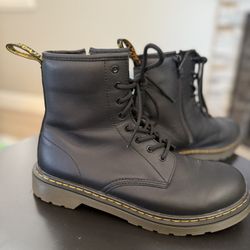 Dr Martins Air Wair Boots Black Shoes 