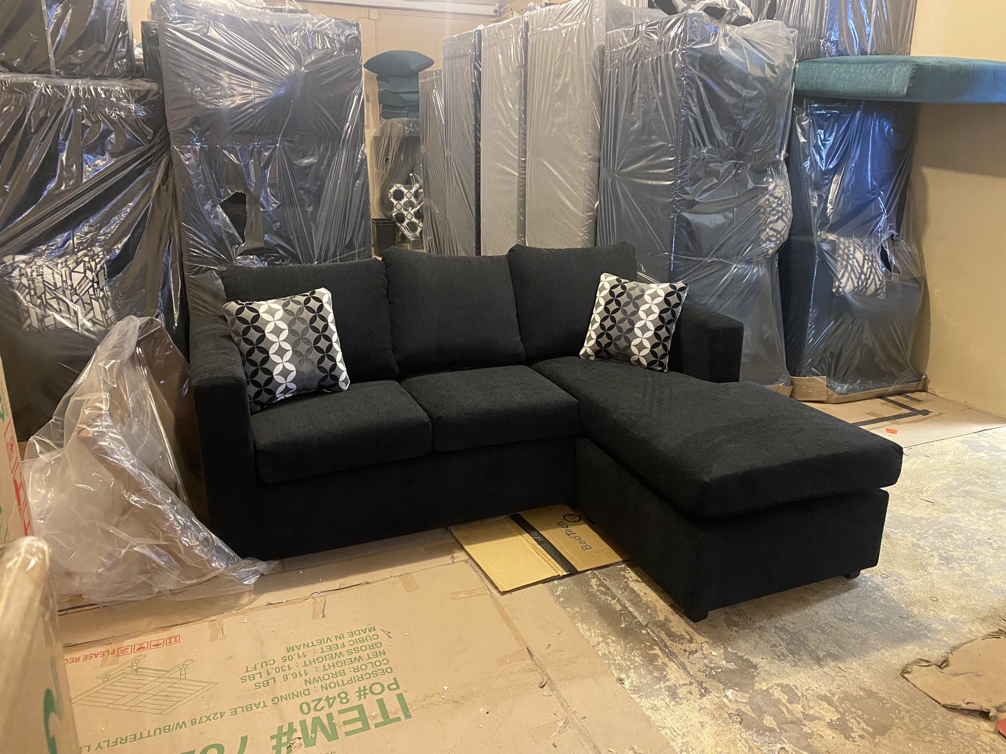 Black Reversible Chase Sectional ‼️new In Stock ‼️