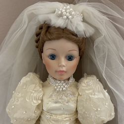 Madame Alexander Porcelain Vintage Bride Doll 1989🔵Read Full Description Below🔵
