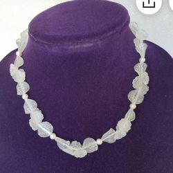 Vintage Avon Frosty Lucite Leaves & Flowers Beaded Necklace