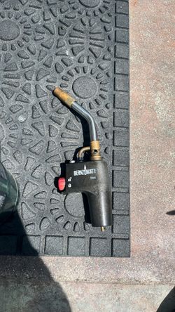 Bernzomatic torch