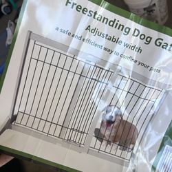 Free Standing dog gate 