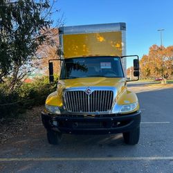 26ft Box Truck