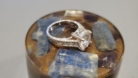 Vintage Antique Art Deco Engraved Filigree Milgrain Setting With 9mm center CZ stone that shines...Beautiful Ring!!!