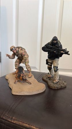 Military Tactical Soldier Statues with K9 Unit – Decorative Collectible Set (2 Pieces)