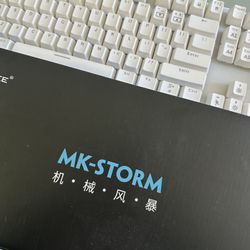 Magegee MK-STORM 100% Mechanical Keyboard