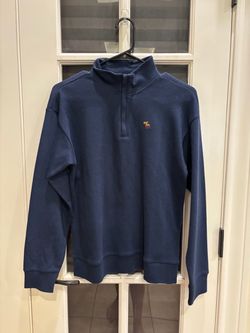 Abercrombie &Fitch pull over  youth 13/14