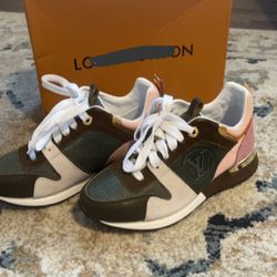 LV Sneakers 