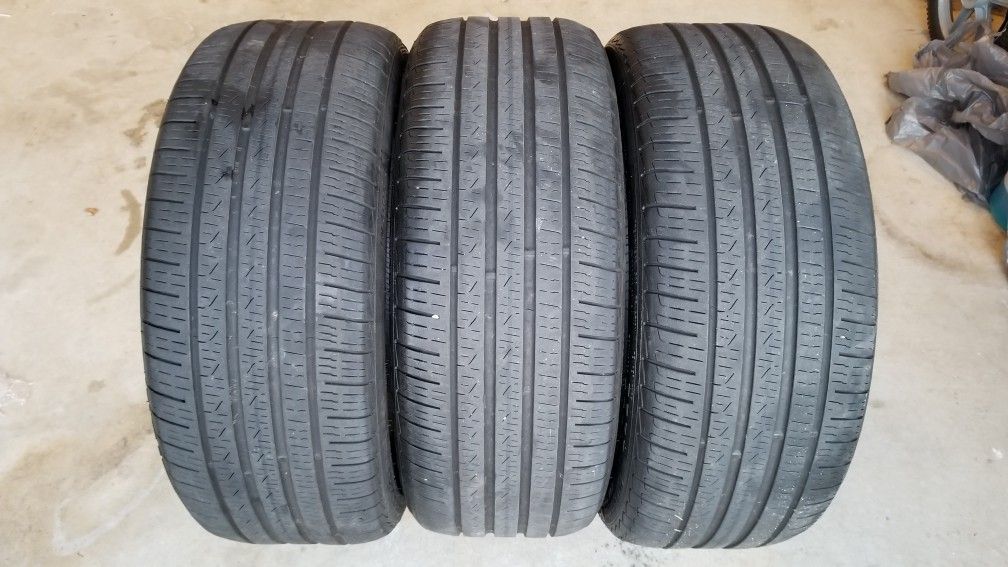 (3) USED 225/40R 18 CintuRato pirelli run flat