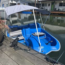 Pedal Boat Great Condition 