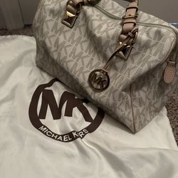 Michael Kors Large Purse And Belt