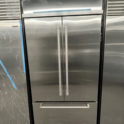 Built In Kitchen Aid 42” Stainless Steel Refrigerator 2023