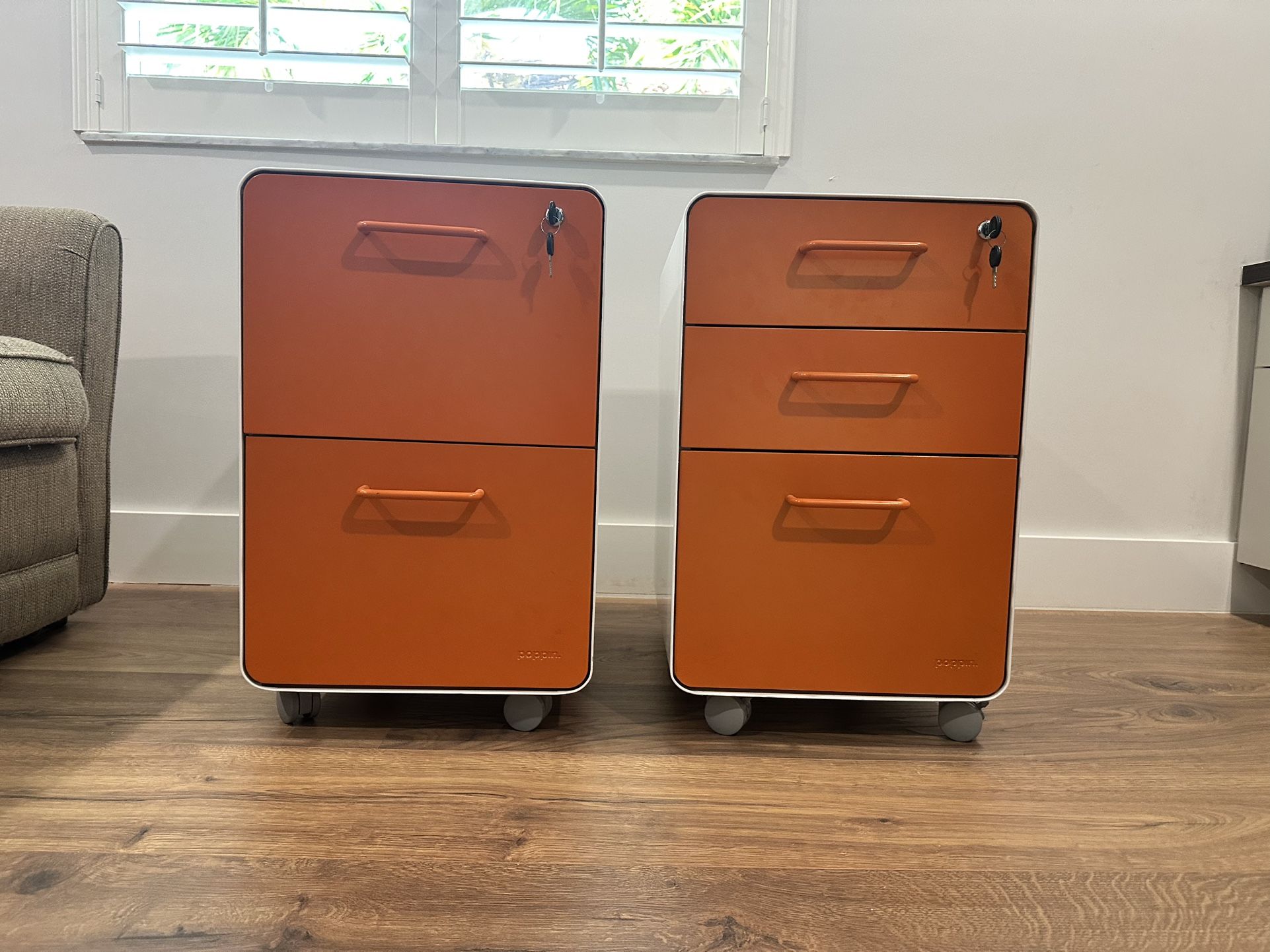 2-Drawer File Cabinet, Rolling