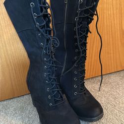 Timberland Boots women’s 6.5