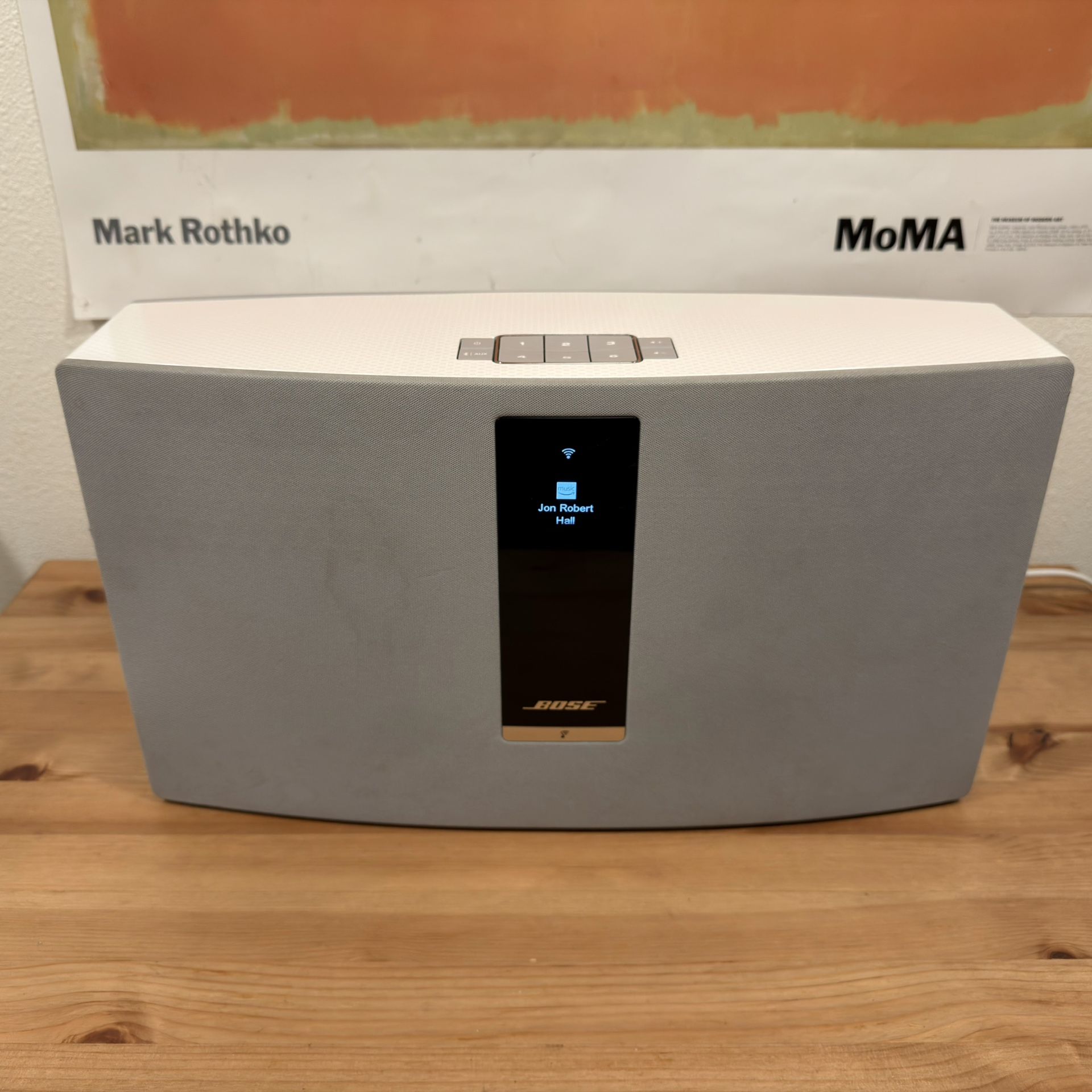 Bose SoundTouch 30 Series III Wi‑Fi & Bluetooth Wireless Speaker – White/Grey