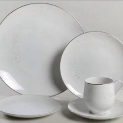 Sango of Japan china in the Cantata pattern  #6202