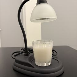 Candle warmer and nest candle set in Santa Clara