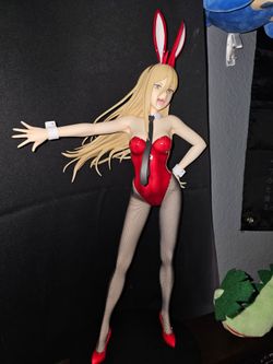 FREEing 1/4 scale Power bunny figure