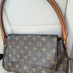 Louis Vuitton Shoulder Bag