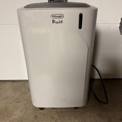 Delonghi Portable Air Conditioner 3-in-1