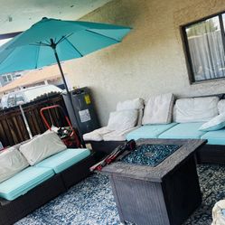 Outdoor Furniture With Umbrella And Stand 