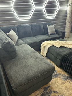 Ashley brand new Sectional Sofa/ Couch (We Deliver)