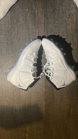Air Jordan 11s football cleats  size 8.5