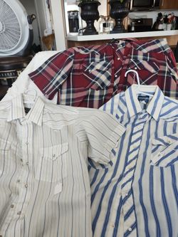 VINTAGE -Bundle 3pak  Mens Short Sleeve