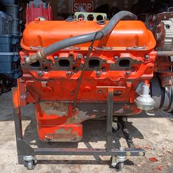 BBC Chevy 454 Engine with Pulleys & Accessories