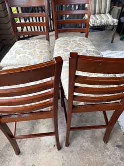Set of 4 Wood Ladder-Back Dining Chairs