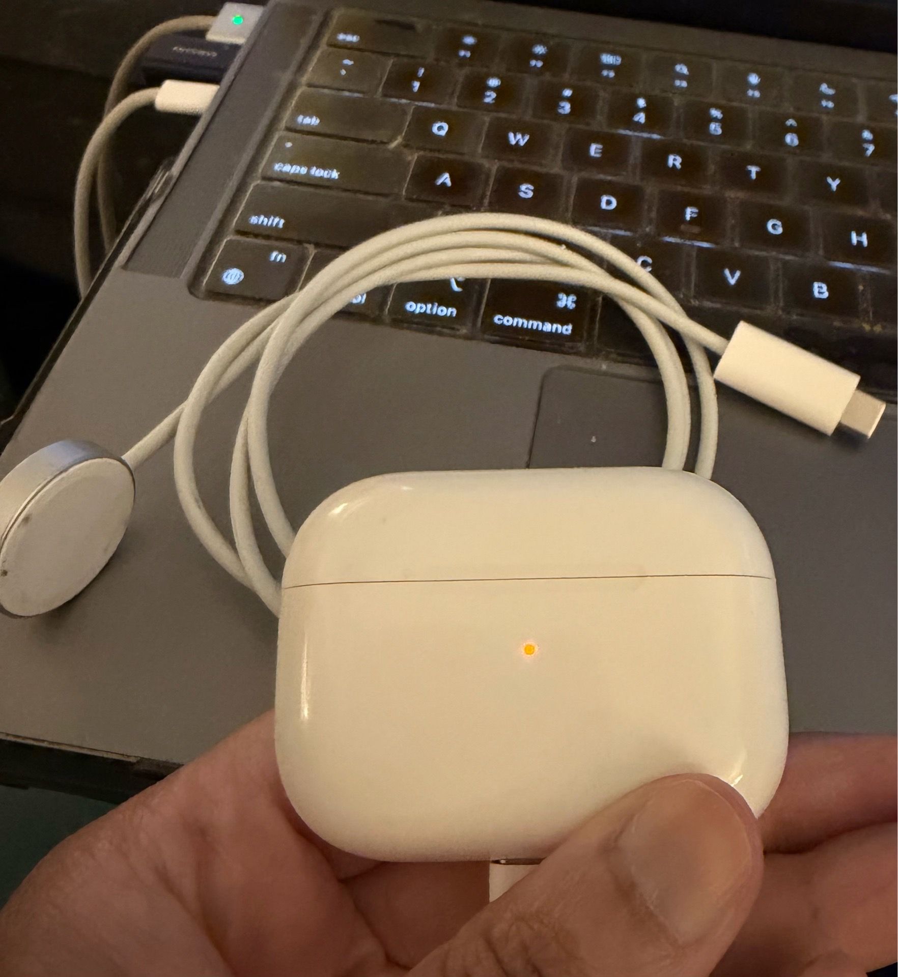 Apple AirPods Pro 2 LEAVING TOWN MUST GO