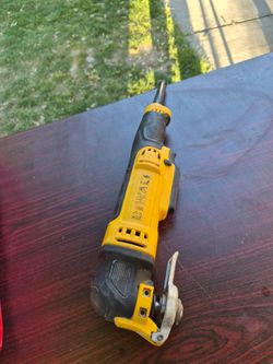 DEWALT DWE315 oscillating multi-tool