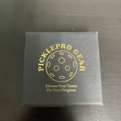 Pickleball Rating Pin 4.5 New- EE