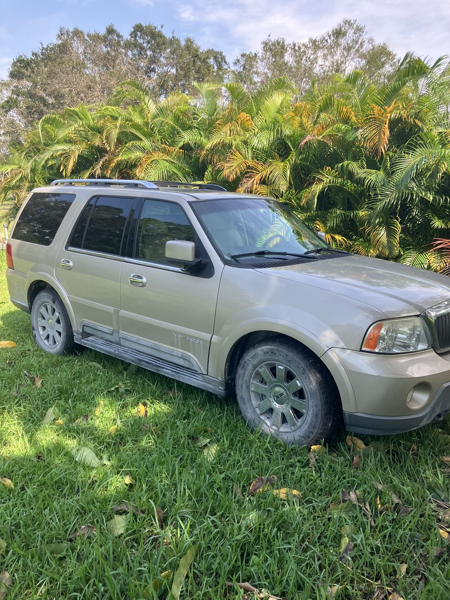 2004 Lincoln Navigator
